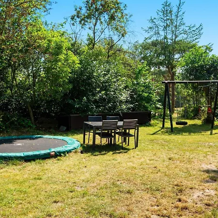 6 Person In Casa vacanze Knebel